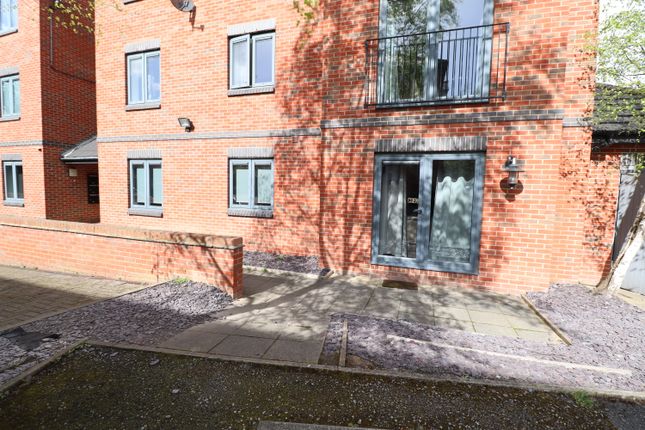 Flat to rent in Kilner Court, Denaby Main, Doncaster