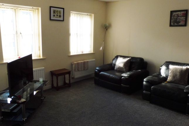 Flat for sale in Grange Court, Wombwell