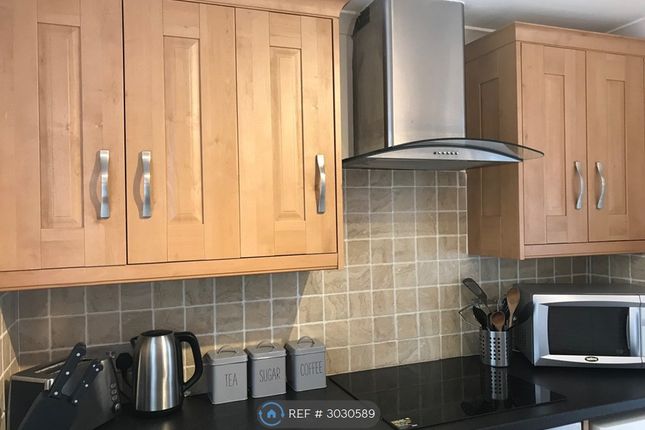 Riviera, Trevean Way Pentire, Newquay photo 3