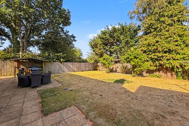10 Goodman Close, West Haddon, Northamptonshire photo 2