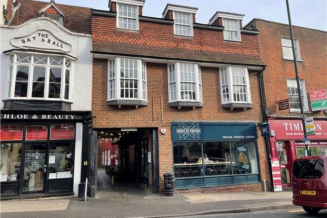 Office to let in First Floor, 12 Chequer Street, St. Albans, Hertfordshire