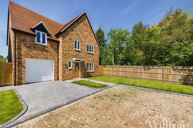 Thumbnail Detached house for sale in Rowsham Road, Bierton, Aylesbury