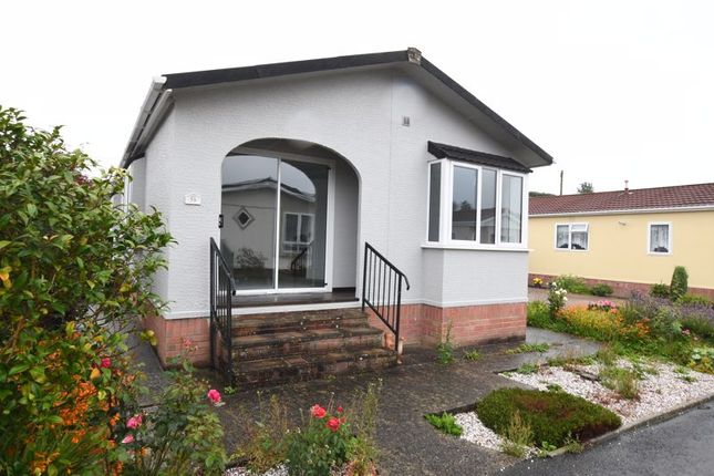 Mobile/park home for sale in Mill On The Mole, South Molton, Devon