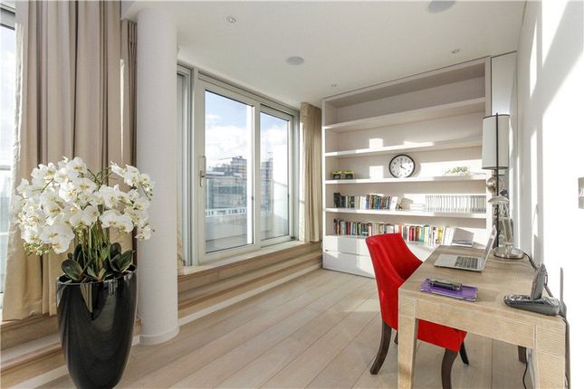 Flat to rent in Baltimore Wharf, Millwall