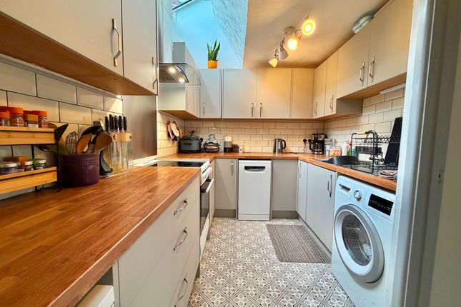 99 Coombe Drive, Cinderford photo 3