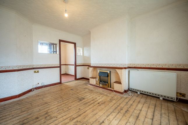 24, Rowanpark Drive, Glasgow photo 4