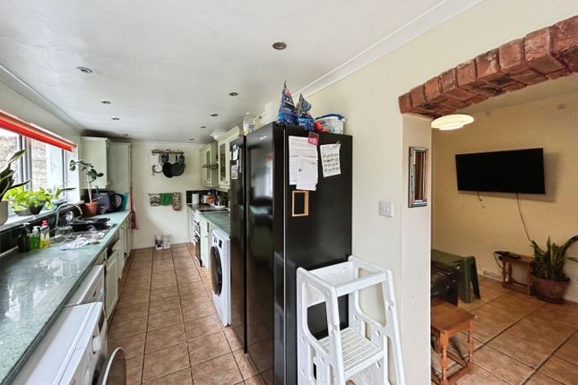 8 Trevere Close, Connor Downs, Cornwall photo 3