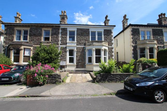 Flat to rent in Belmont Road, St. Andrews, Bristol