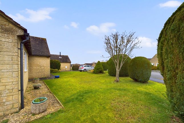 Bungalow for sale in Ferris Court View, Bussage, Stroud, Gloucestershire