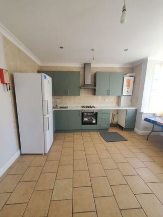 19 Ground Floor,, Ground Floor Flat, HOUNSLOW photo 3