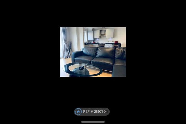 Flat, Christopher Martin Place Meadow Rise, Billericay photo 5