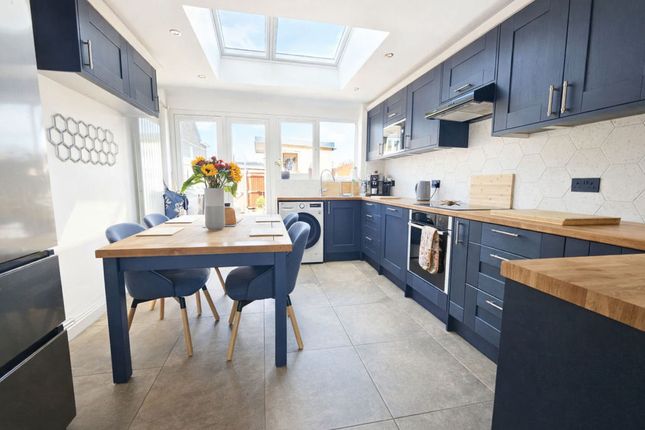 13, Rosemary Walk, Lee-On-The-Solent photo 3