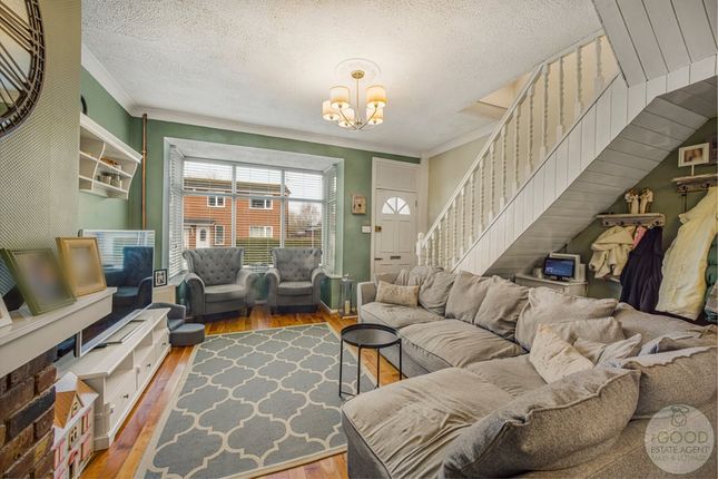22, Trenchard Drive, Manchester photo 2