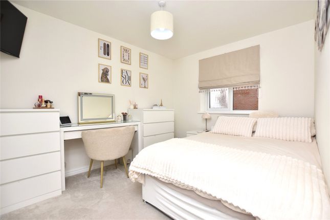 4, Daisy Hill, Leeds photo 4