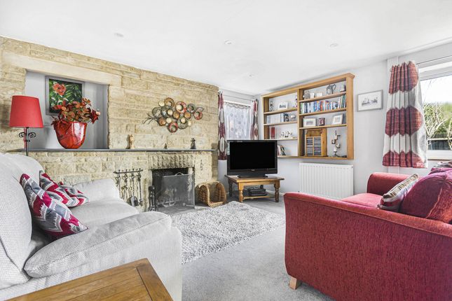 Berg House, Cedar Drive, Bicester photo 2