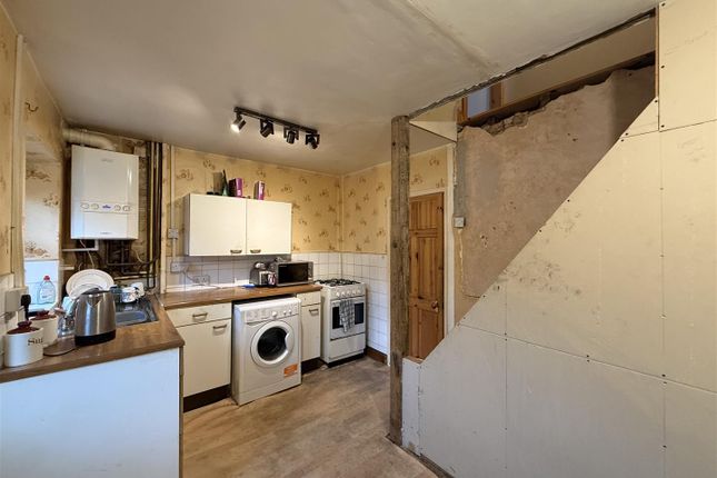 Lodge Street, Hyde photo 3