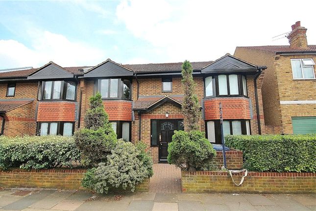 Thumbnail Maisonette to rent in Woodstock Avenue, Ealing