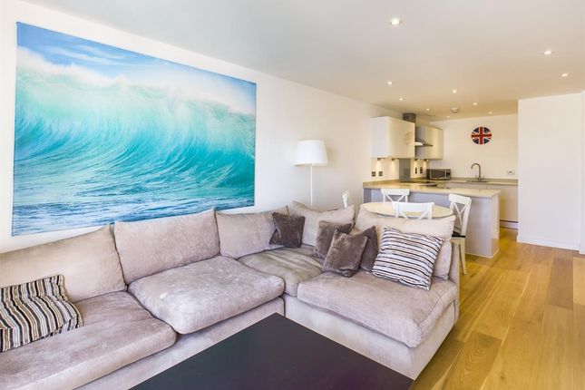 Flat for sale in The Blake Building, Ocean Village, Southampton