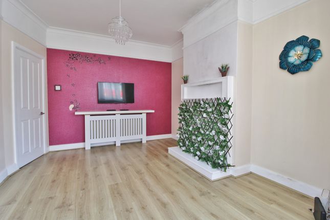 1, Chestnut Avenue, Southsea photo 3