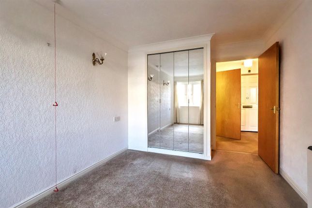 35, Valley Court, Ribblesdale Road, Nottingham photo 4