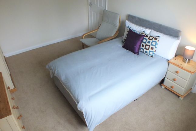 Room 6, 36, Delamere Road, Reading photo 2