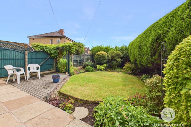 12 Parsonage Road, Blackburn photo 4