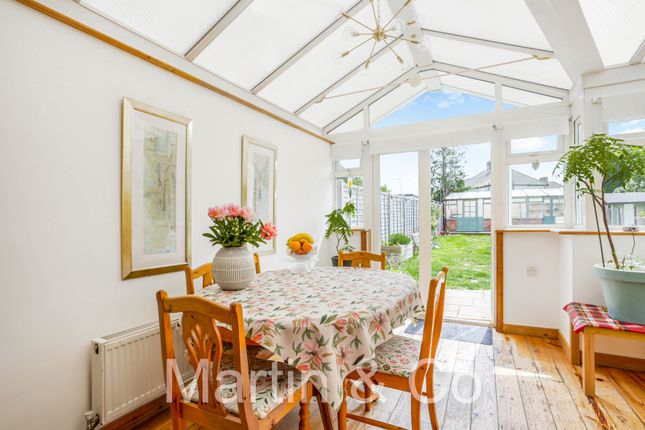 87, Ash Road, Sutton, Cheam photo 4