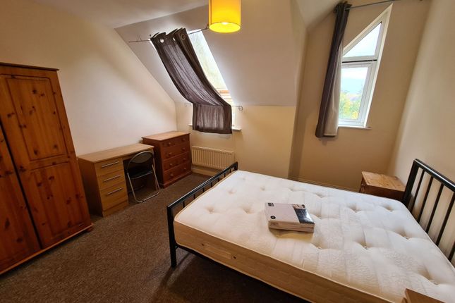 Town house to rent in Dearden Street, Hulme, Manchester