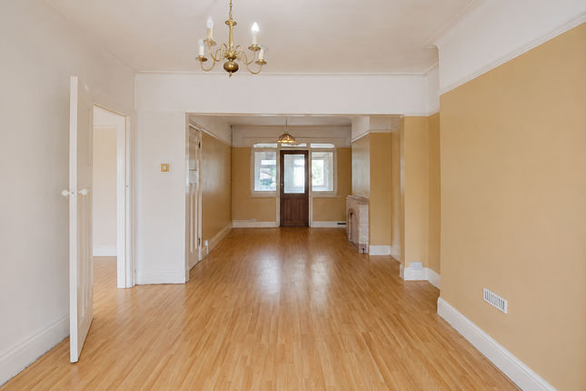 256, North Circular Road, London photo 2