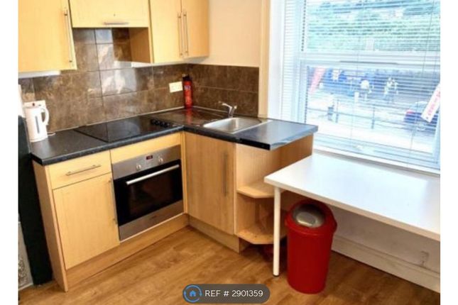 Fenton Road Lockwood, Huddersfield photo 3