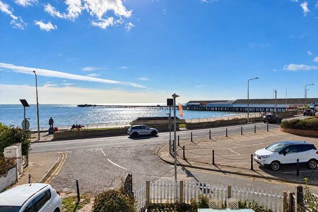 33, Suffolk Street, Walton On The Naze photo 2