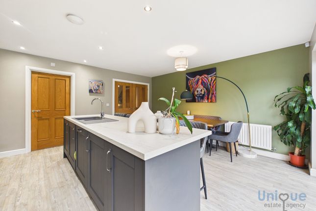 25, Heaton Way, Kirkham photo 4