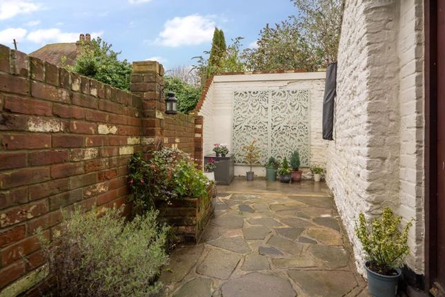Terraced house for sale in Vicarage Lane, Sandwich