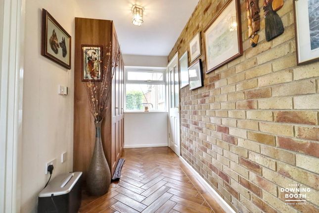 1, Merlin Crescent, Burton-on-trent photo 3