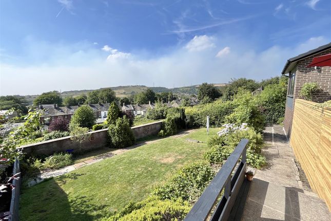 34, Church Brow, Hyde photo 2