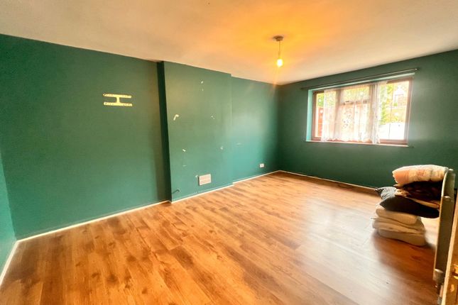 Conifers Bungalow, Church Road, Lye photo 2