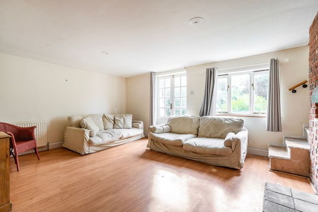 14 Wapping, Great Yarmouth photo 4