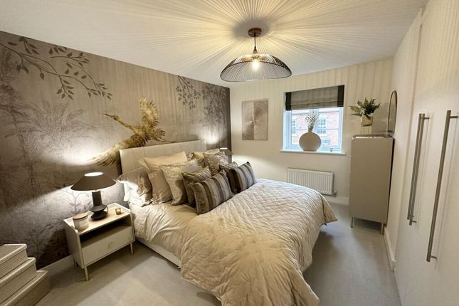 The Oakley- Kirby Woodlands, Priors Hall Park photo 3