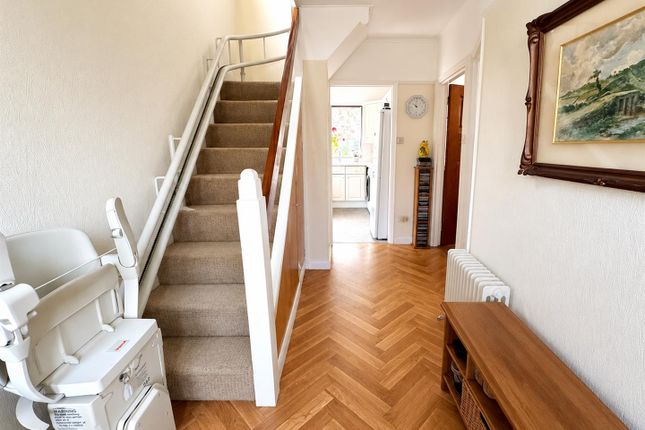 19, Oakhurst Avenue, Bexleyheath photo 3