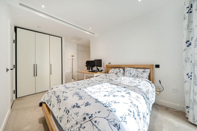 Apartment 14, Matcham House, 21, Glenthorne Road, London photo 4