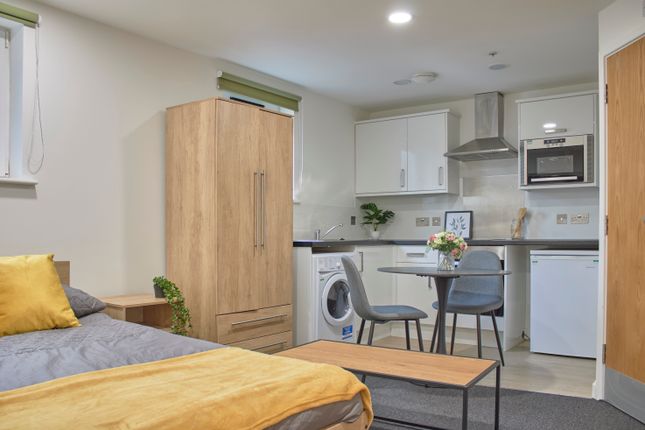 Thumbnail Studio to rent in Whiteladies Road, Bristol
