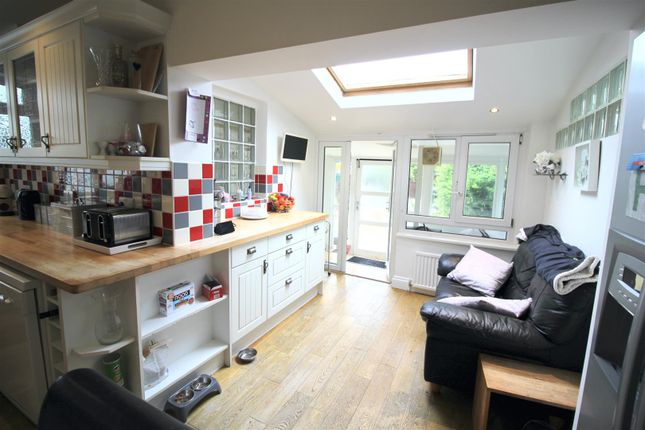 End terrace house for sale in Avon Road, Greenford