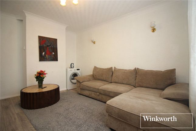 42, Morpeth Avenue, Hertfordshire photo 4