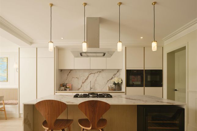 76, St. Quintin Avenue, London photo 3