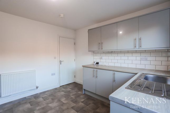 4, Castlerigg Drive, Burnley photo 4