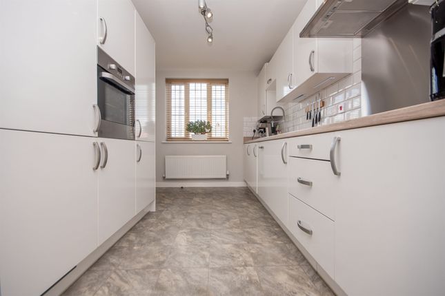 9, Cannock Crescent, Kettering photo 4