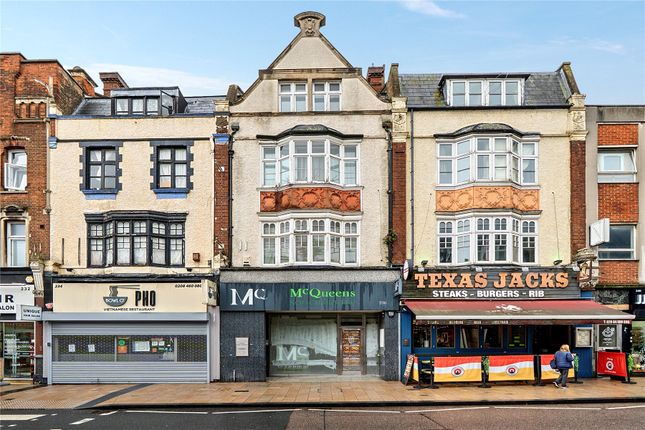 1-bed flat on High Street, Bromley, £160,000