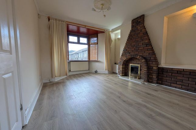 7, Dover Street, Pentre photo 4