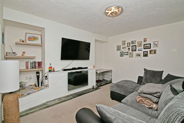 100, Canfield Terrace, Cornwall photo 2