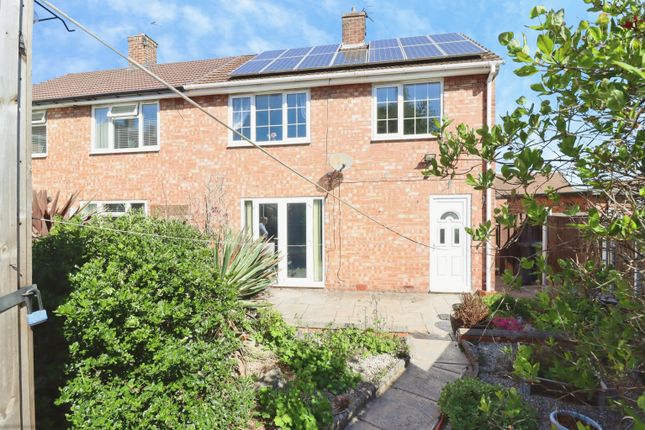 2-bed house on 128, Salisbury Avenue, Chesterfield, £180,000